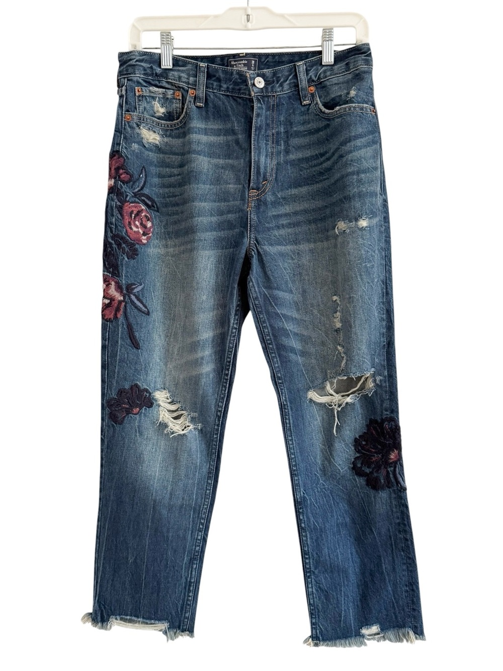 A&F High Waisted Distressed Girlfriend Jeans Embroidered Tattoo Rose Floral 6/28